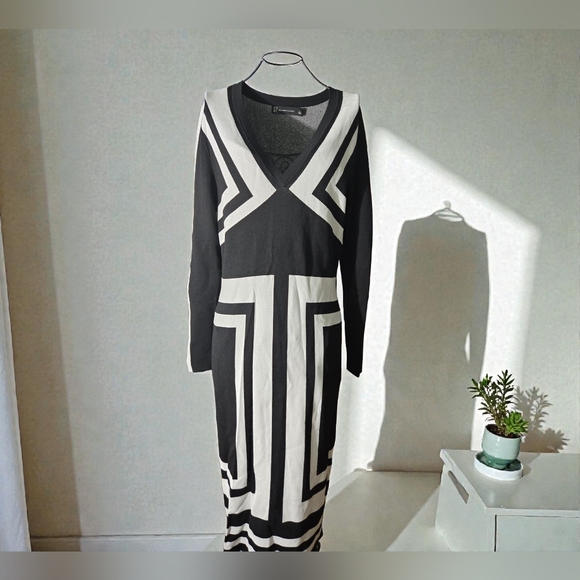New York & Company Dresses & Skirts - New York & Company Black and White Long Sleeve Dress Size L